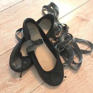 ZARA Black Ballerina Flats